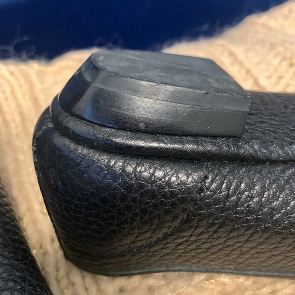 Authentic Louis Vuitton flats.  7-1/2 - Picture 9 of 12